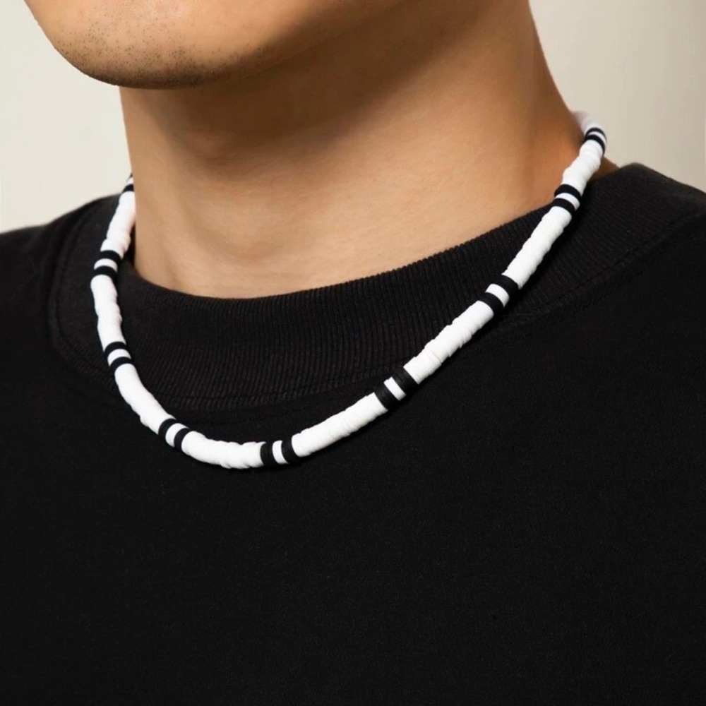 ★ Men’s Sporty Casual Black/White Beaded Necklace